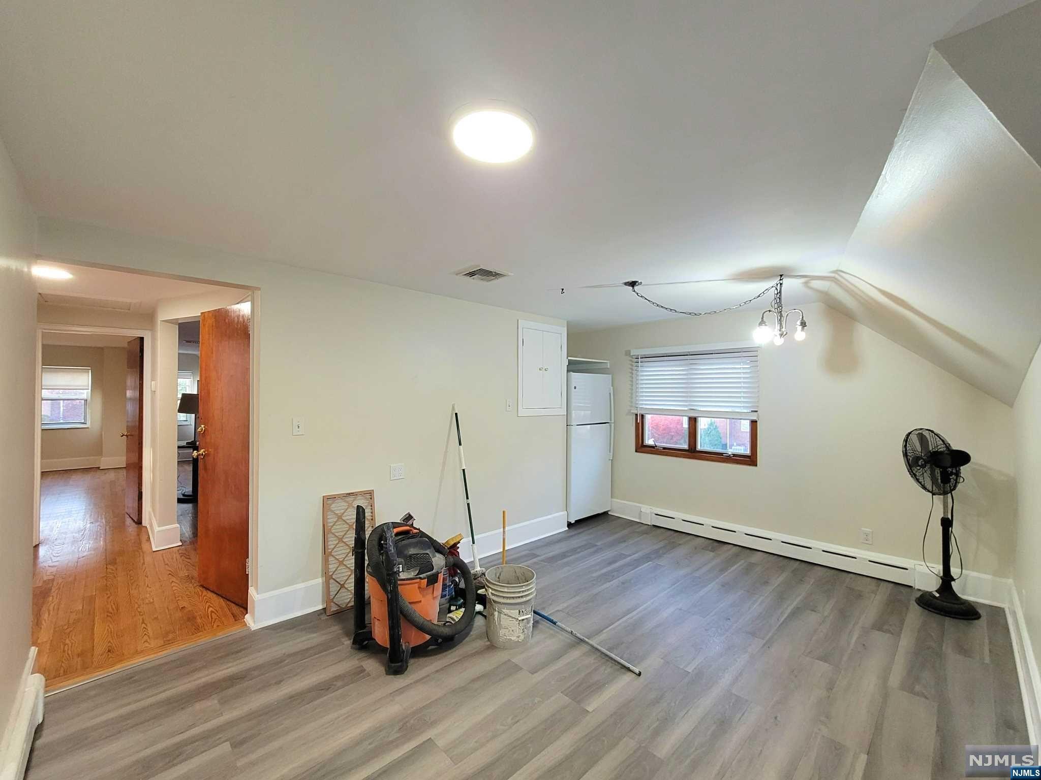 1250 Anderson Avenue 2