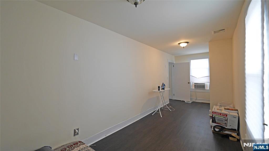 227 Godwin Avenue 2