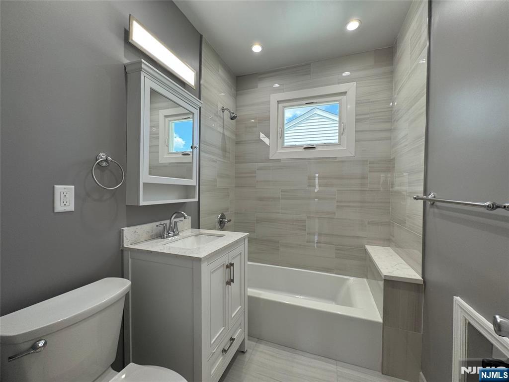 132 Williams Avenue 2