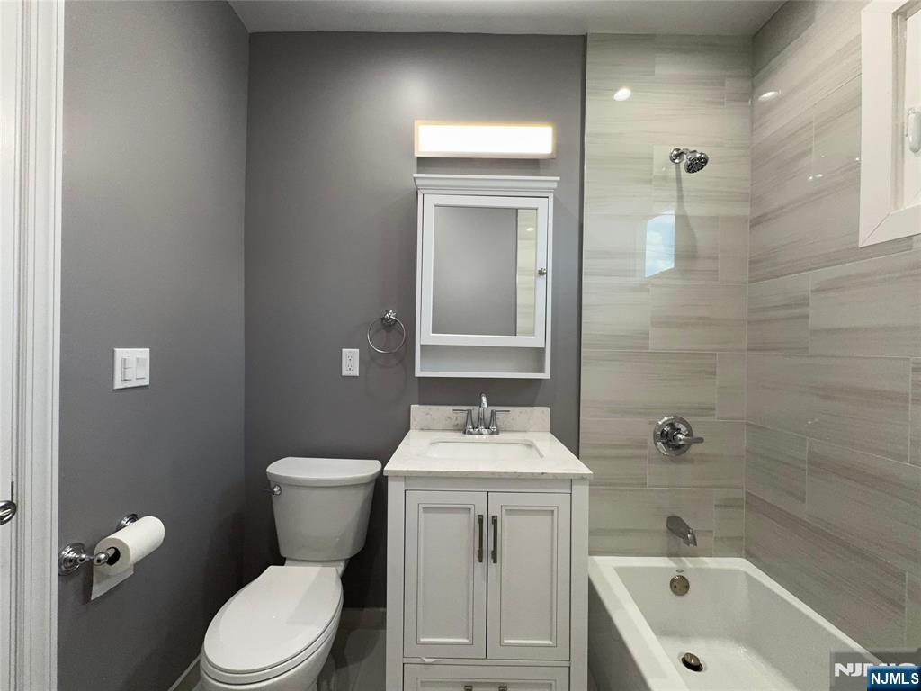 132 Williams Avenue 2