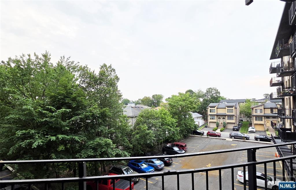 2400 Hudson Terrace 3A