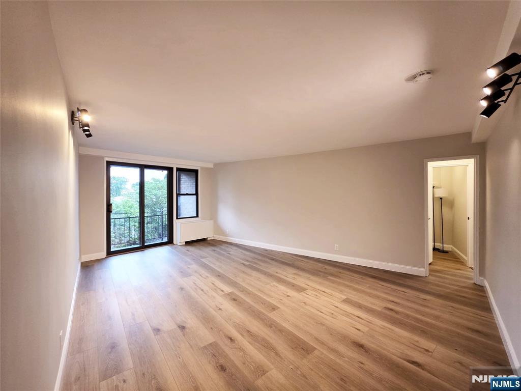 2400 Hudson Terrace 3A
