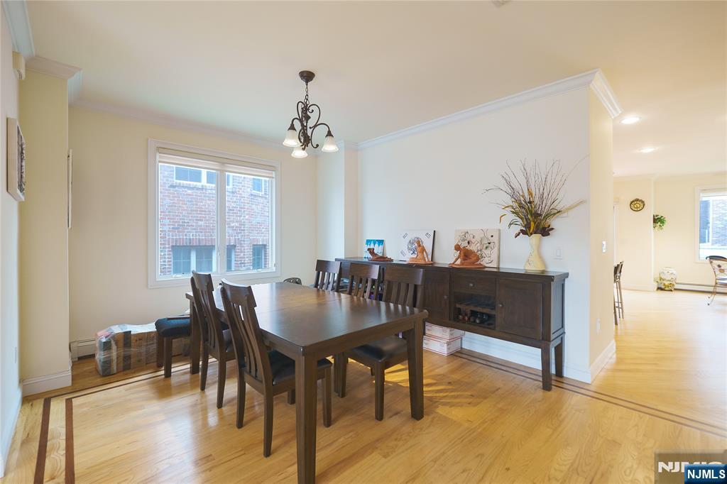 25 Edsall Avenue A