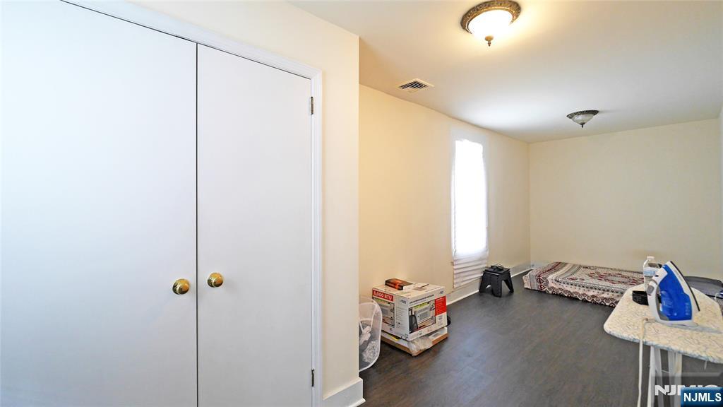 227 Godwin Avenue 2