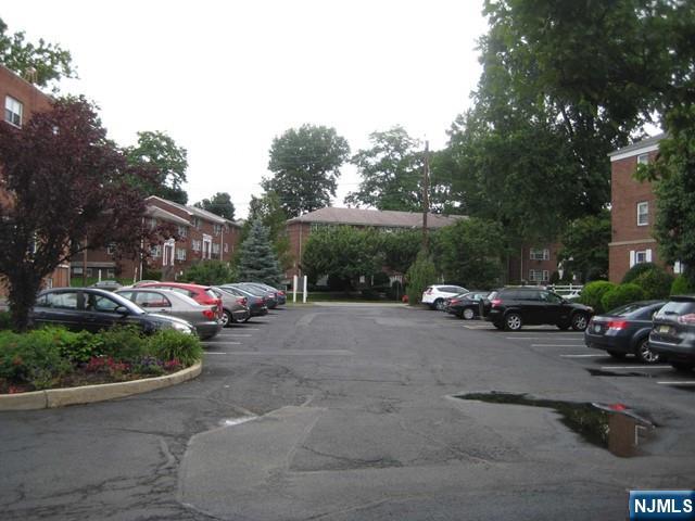 245 Johnson Avenue K1