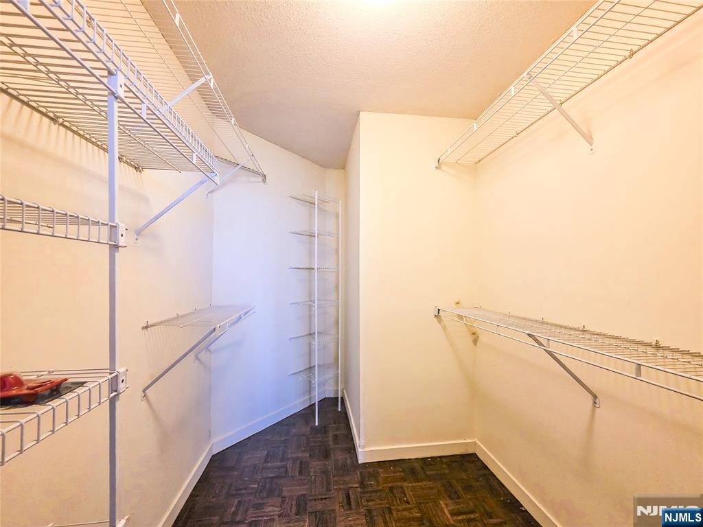 1265 15th Street 8G