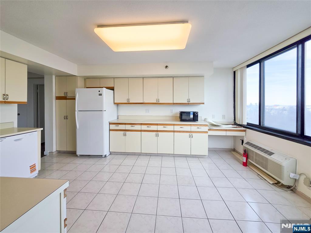 1265 15th Street 8G