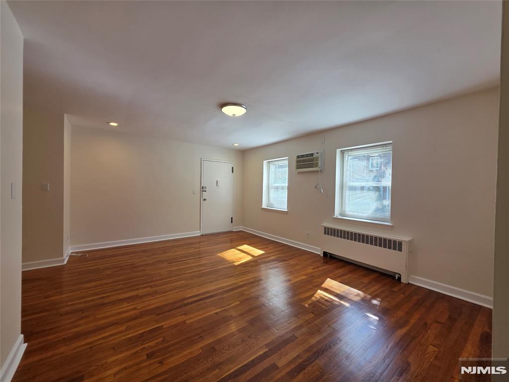 245 Johnson Avenue K1