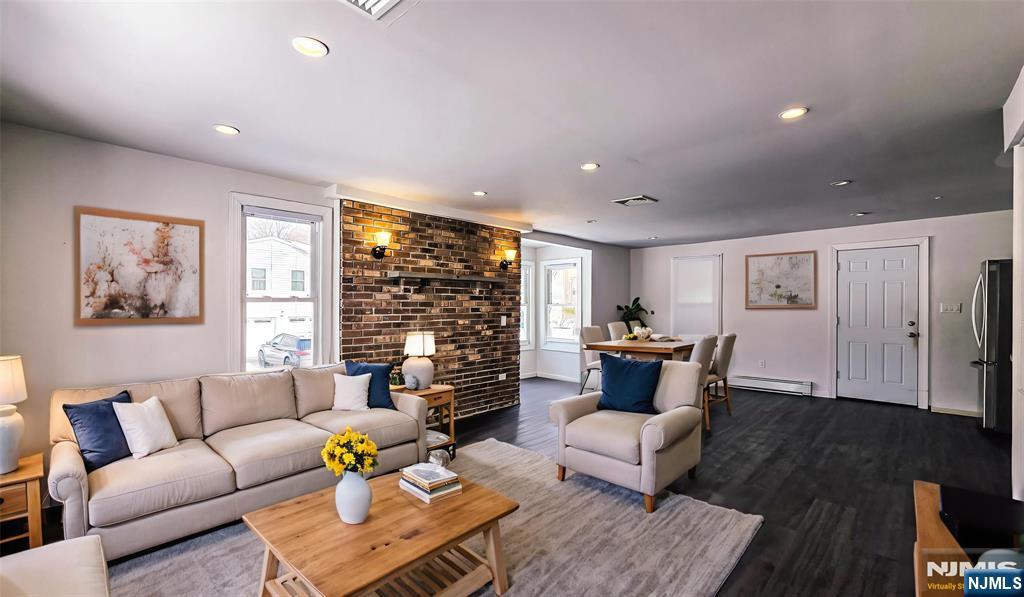 184 Washington Street