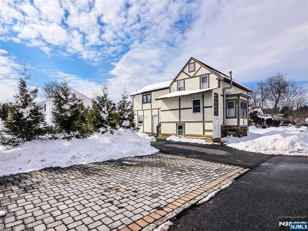 184 Washington Street