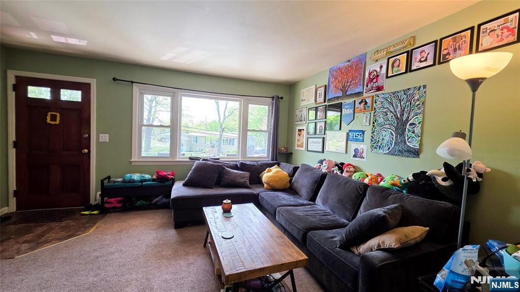 16 Belmont Avenue 8