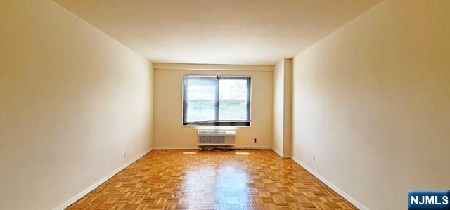 2348 Linwood Avenue 4M