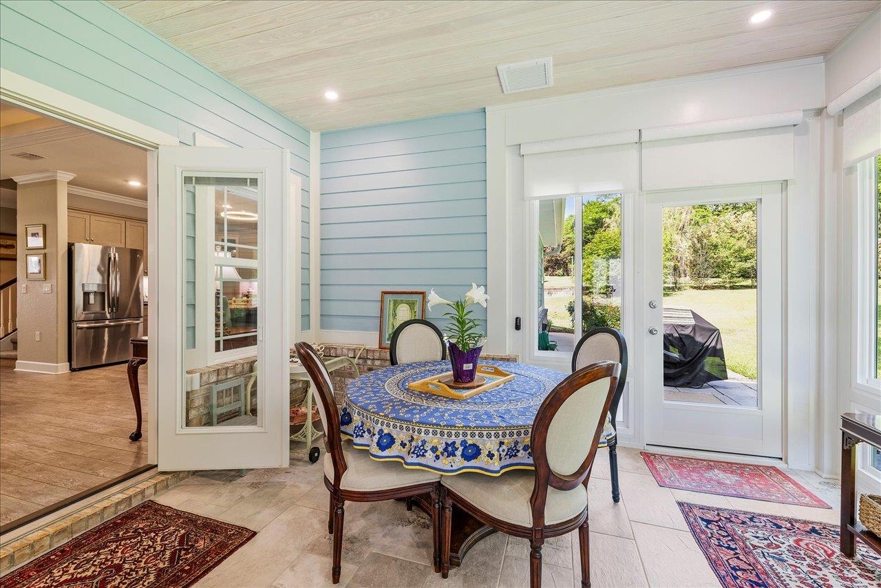7277 White Clover Court