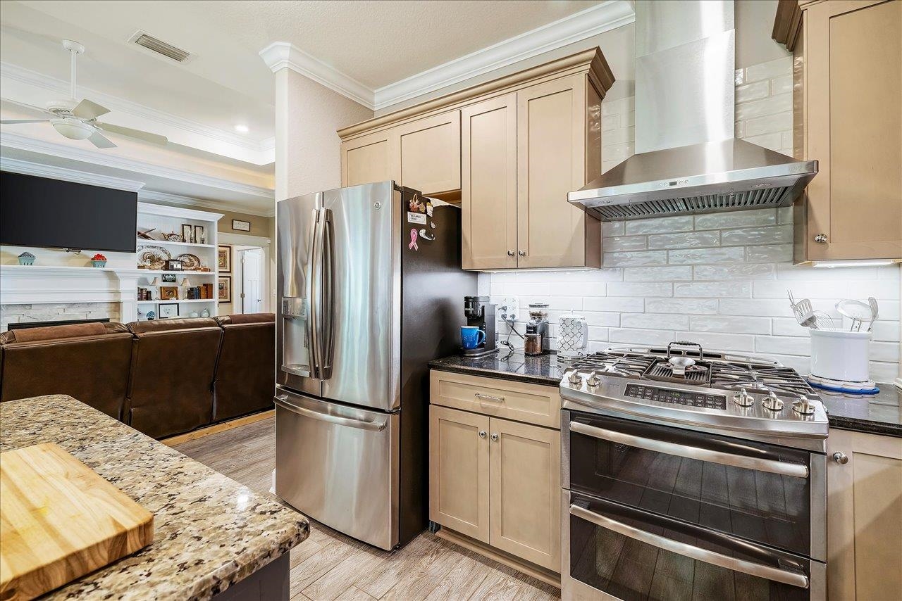 7277 White Clover Court