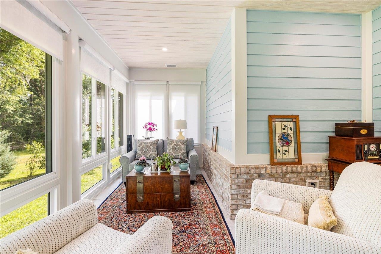 7277 White Clover Court