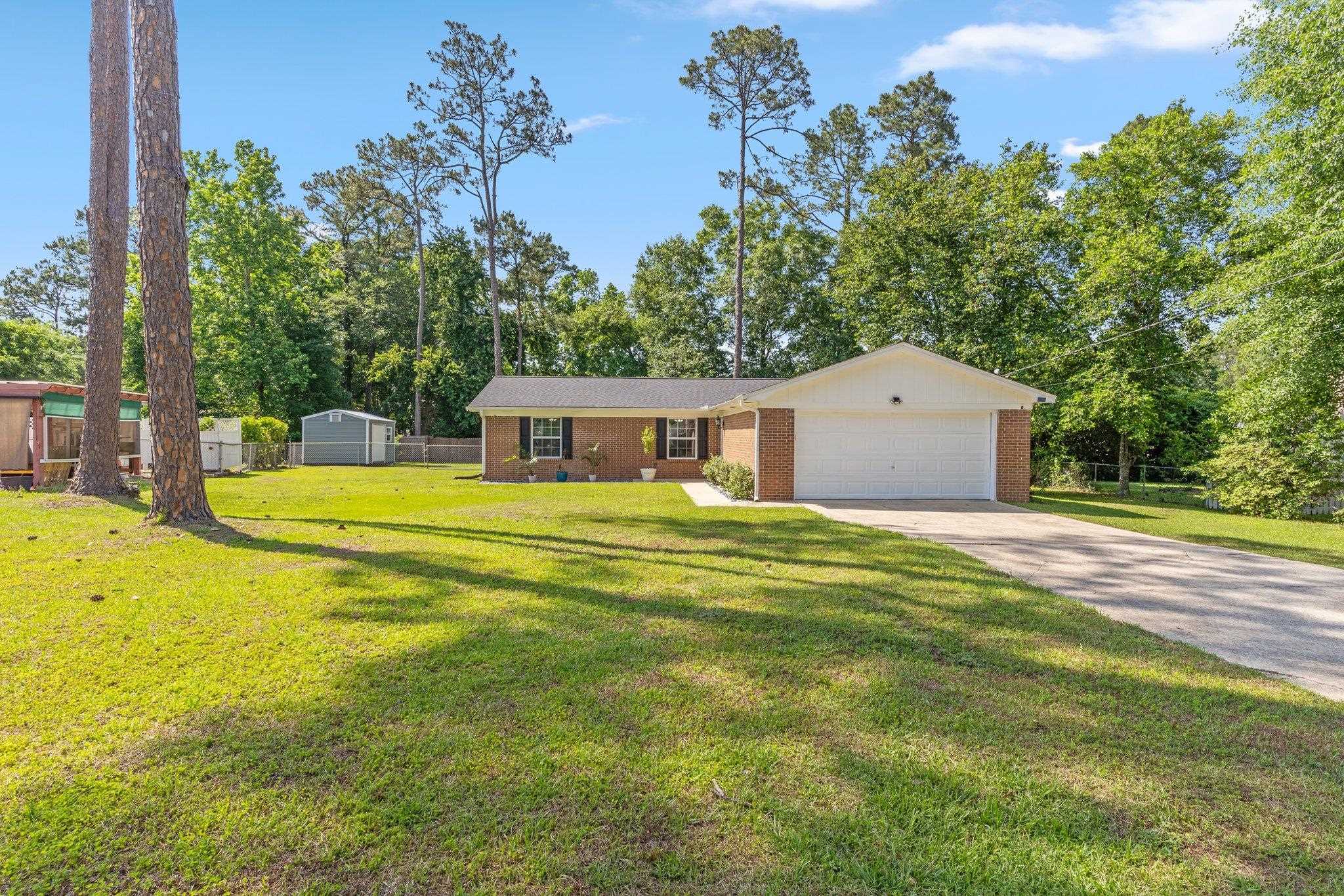 6812 Hill Gail Trl