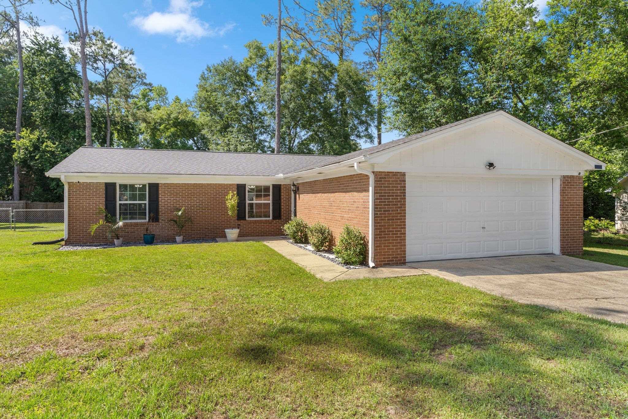 6812 Hill Gail Trl