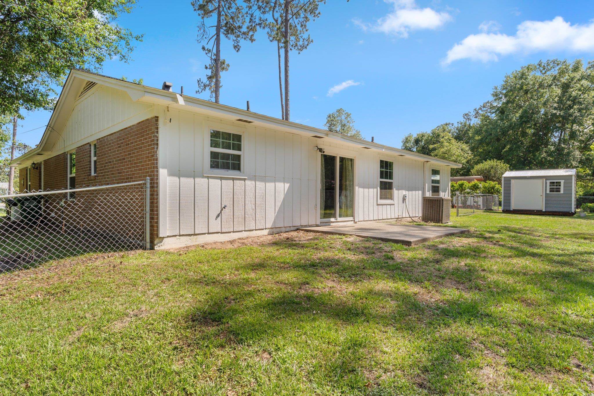 6812 Hill Gail Trl