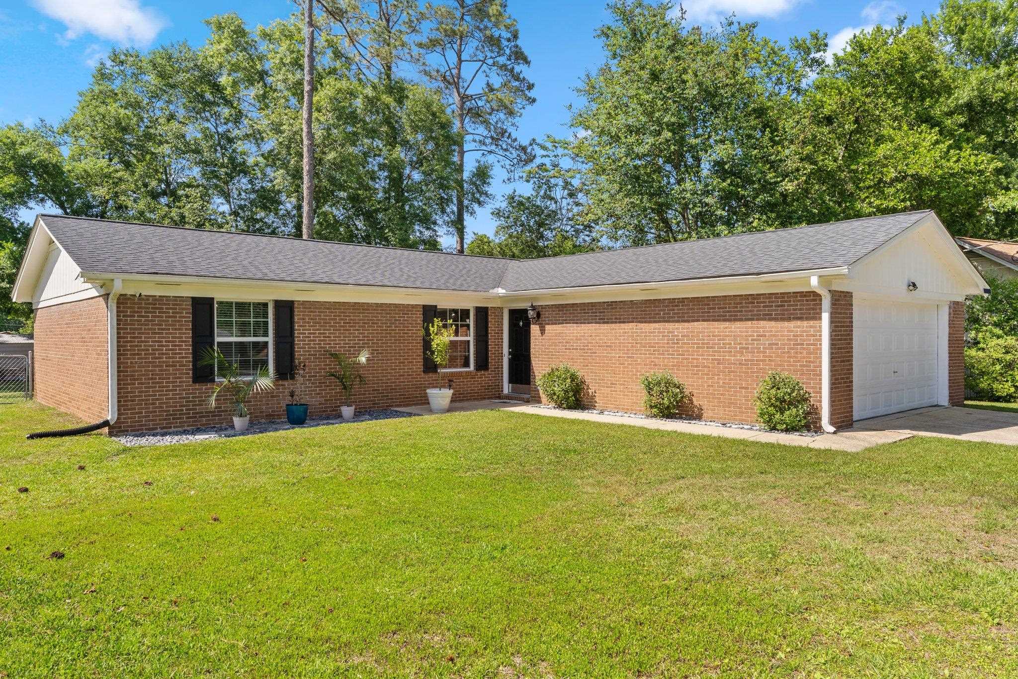 6812 Hill Gail Trl