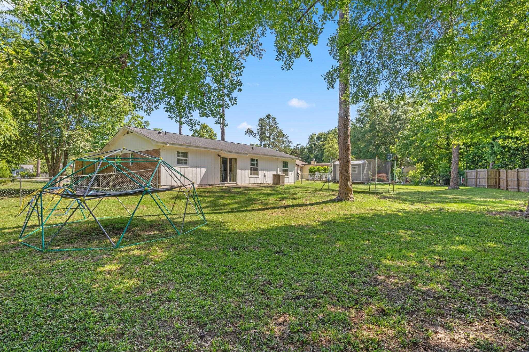 6812 Hill Gail Trl