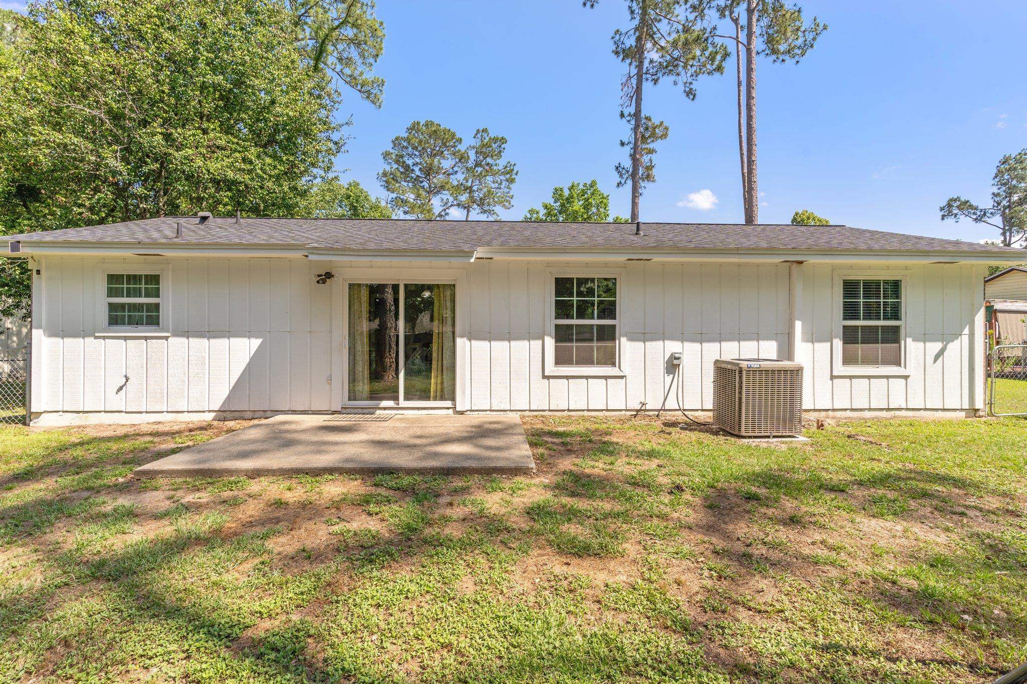6812 Hill Gail Trl