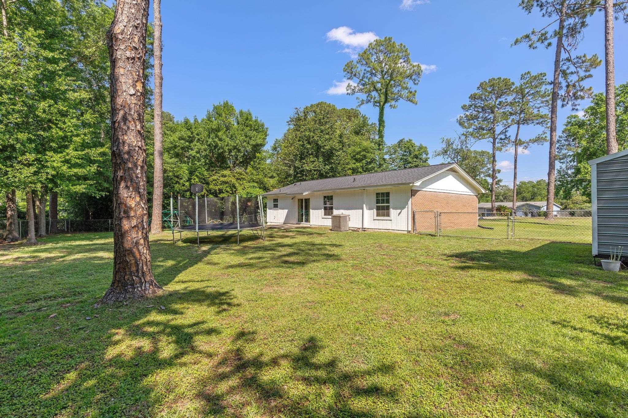 6812 Hill Gail Trl