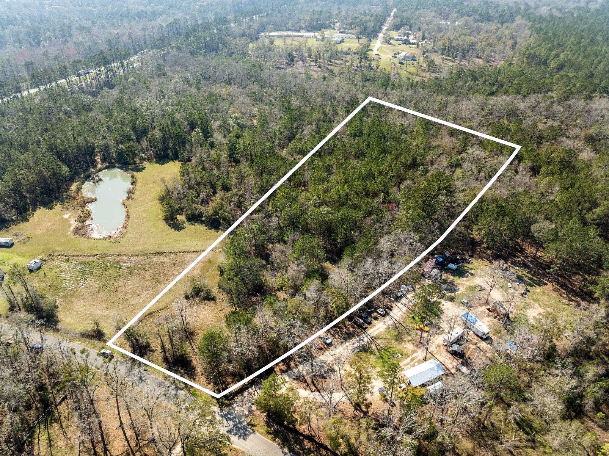 402 Mistletoe Lane