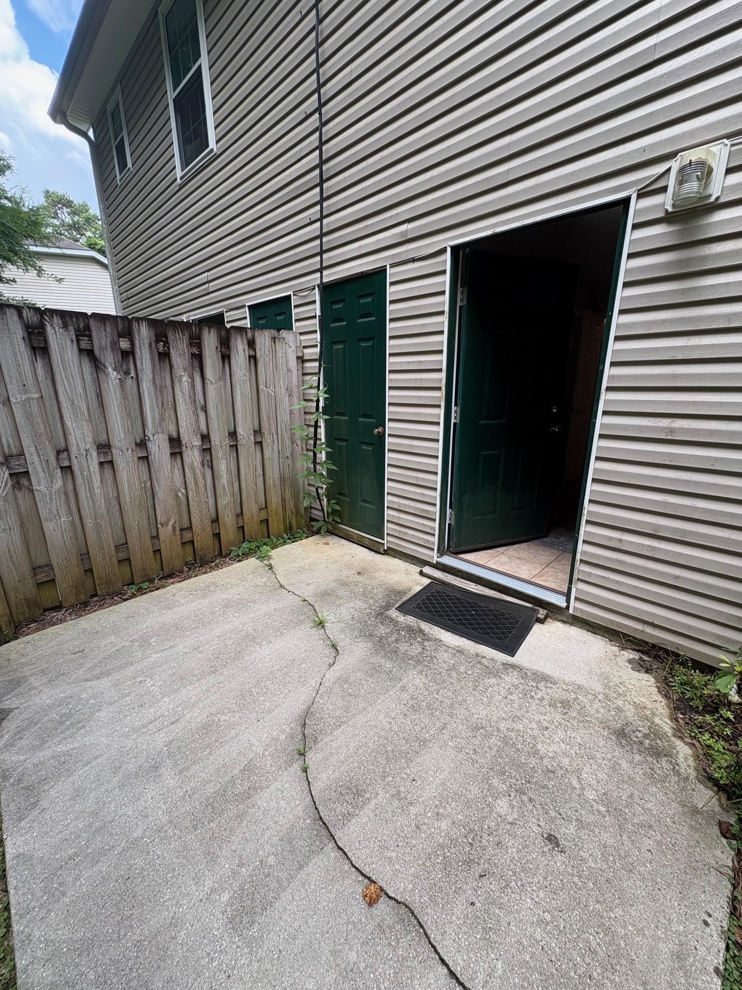2525 Hartsfield Road Unit: 9