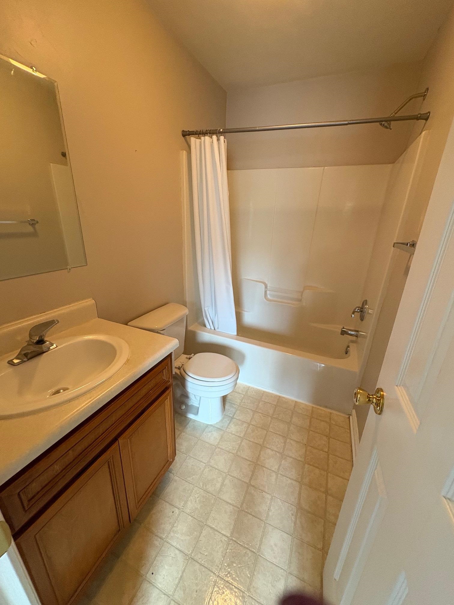 2525 Hartsfield Road Unit: 9