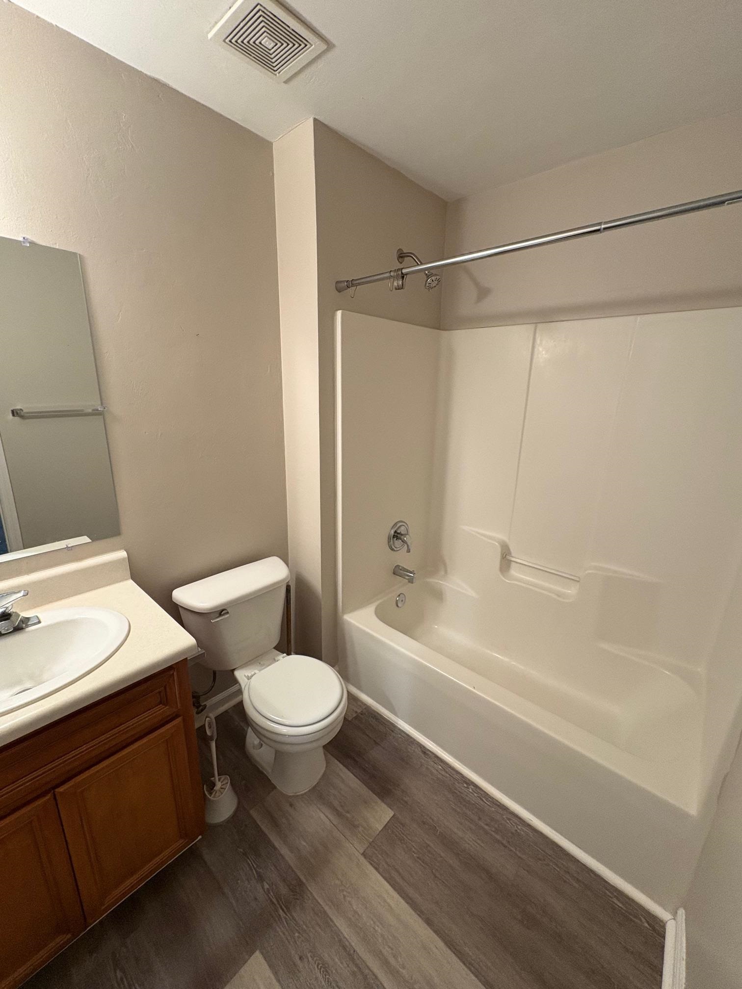2525 Hartsfield Road Unit: 9