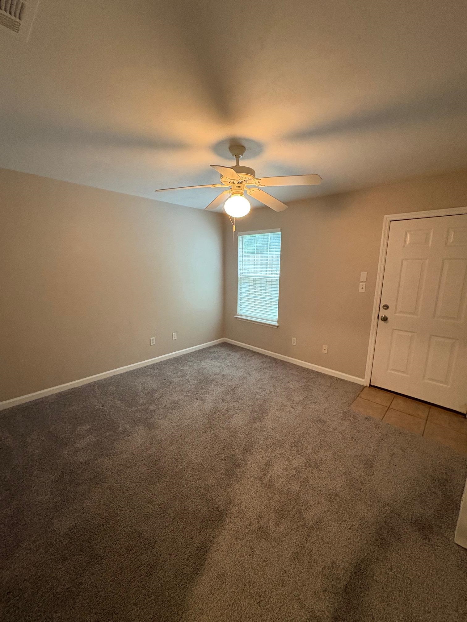 2525 Hartsfield Road Unit: 9