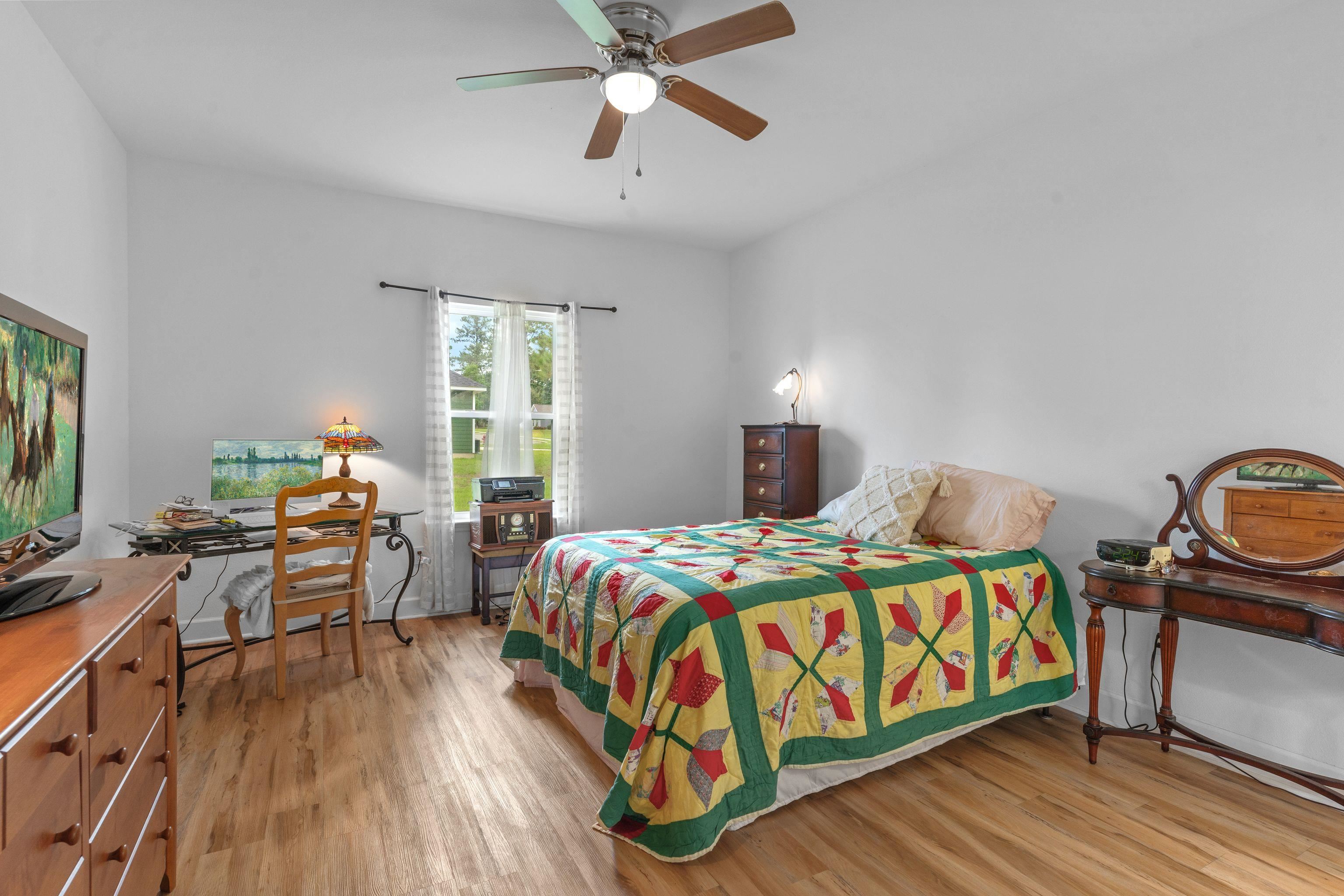 1530 Sweetbay Court