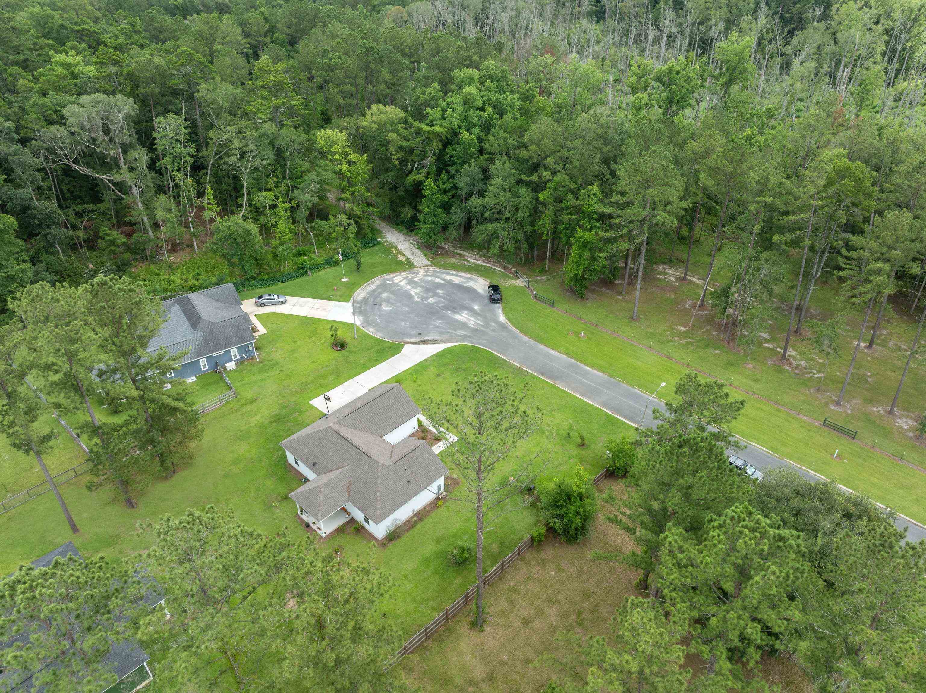 1530 Sweetbay Court