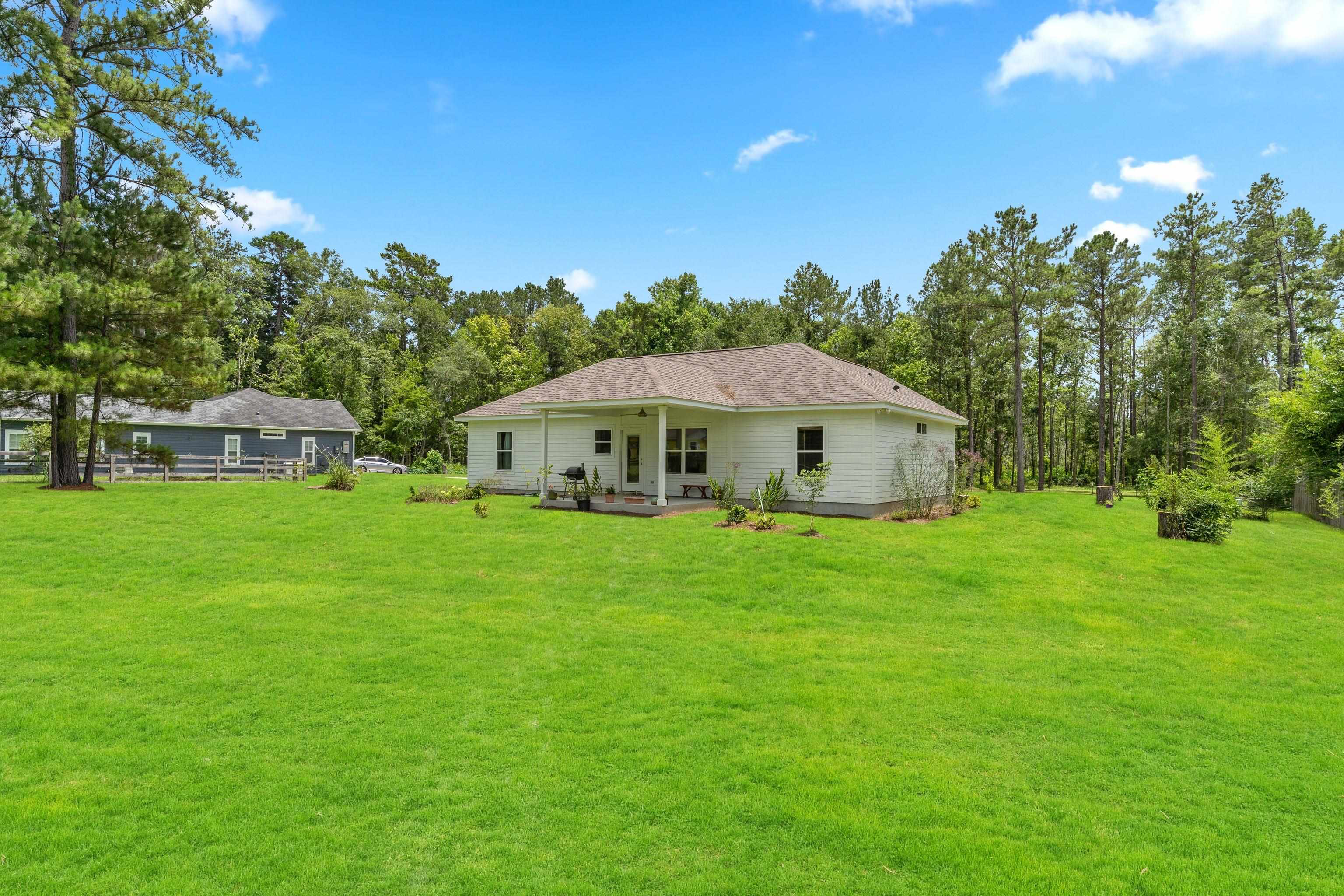 1530 Sweetbay Court
