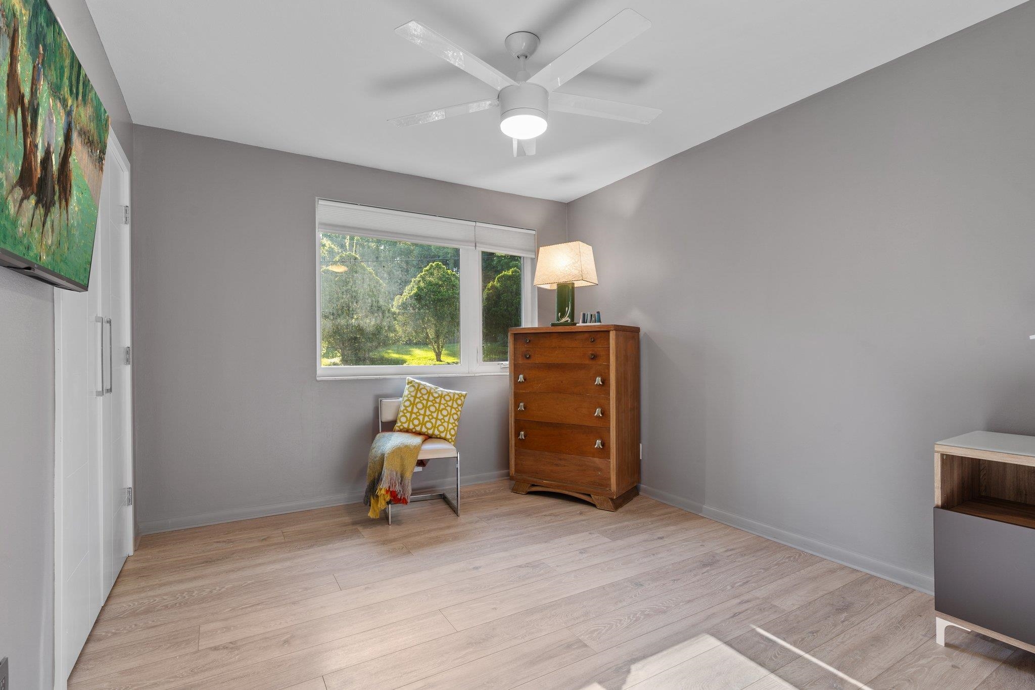 1906 Skyland Drive