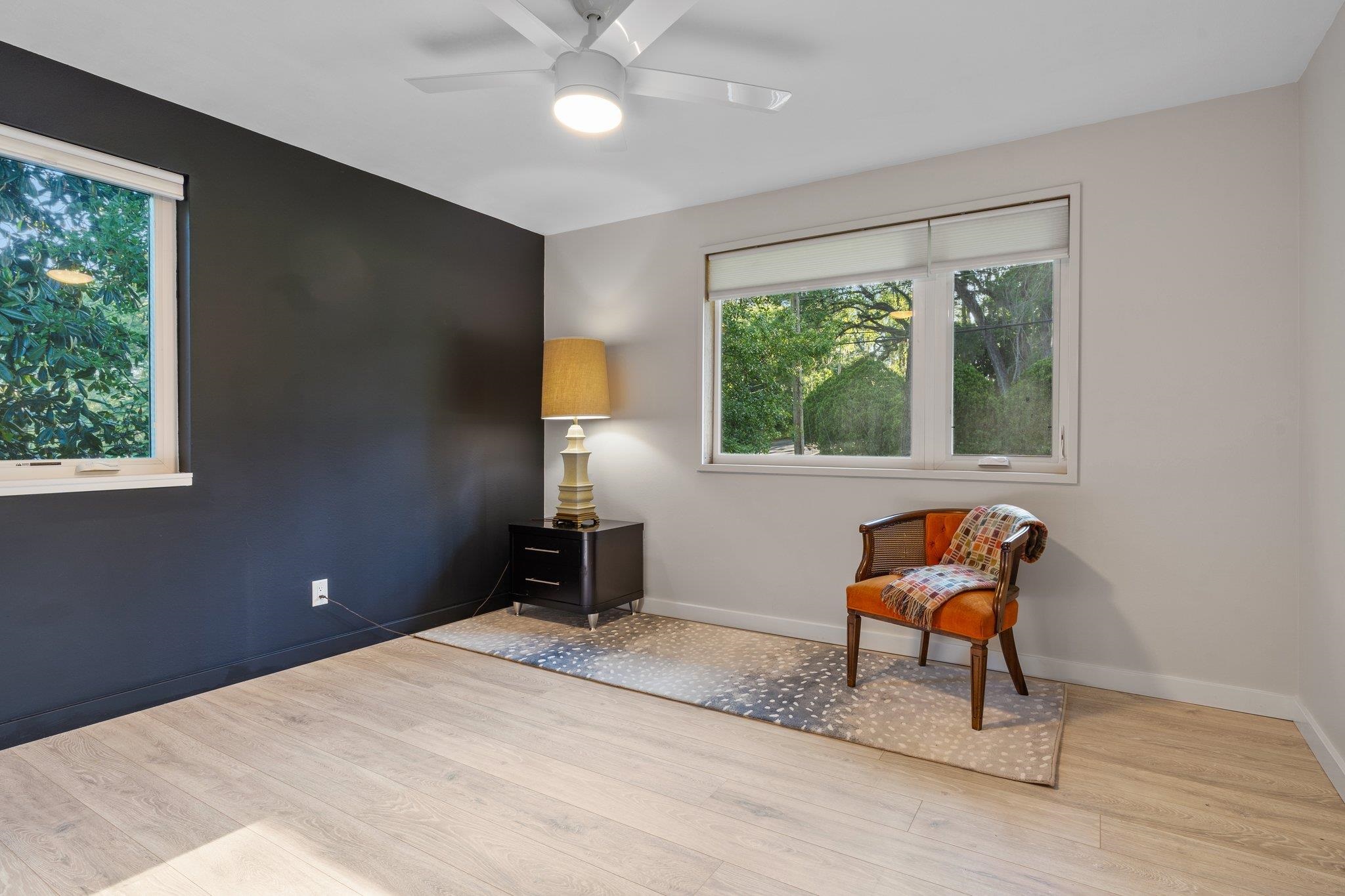 1906 Skyland Drive
