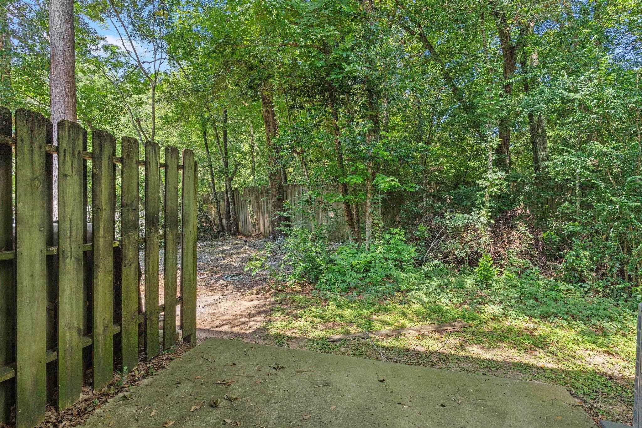 2525 Hartsfield Road Unit: 18