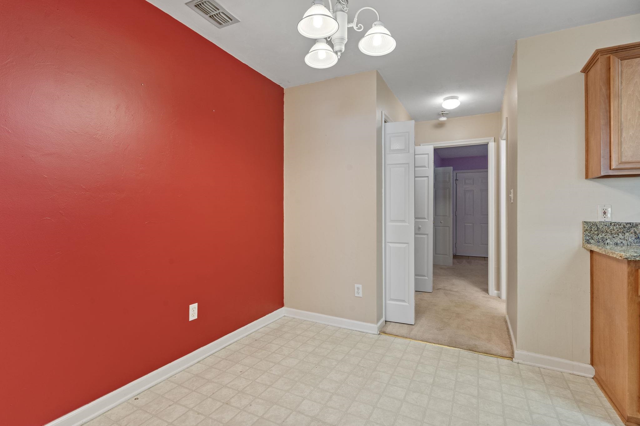 2525 Hartsfield Road Unit: 18