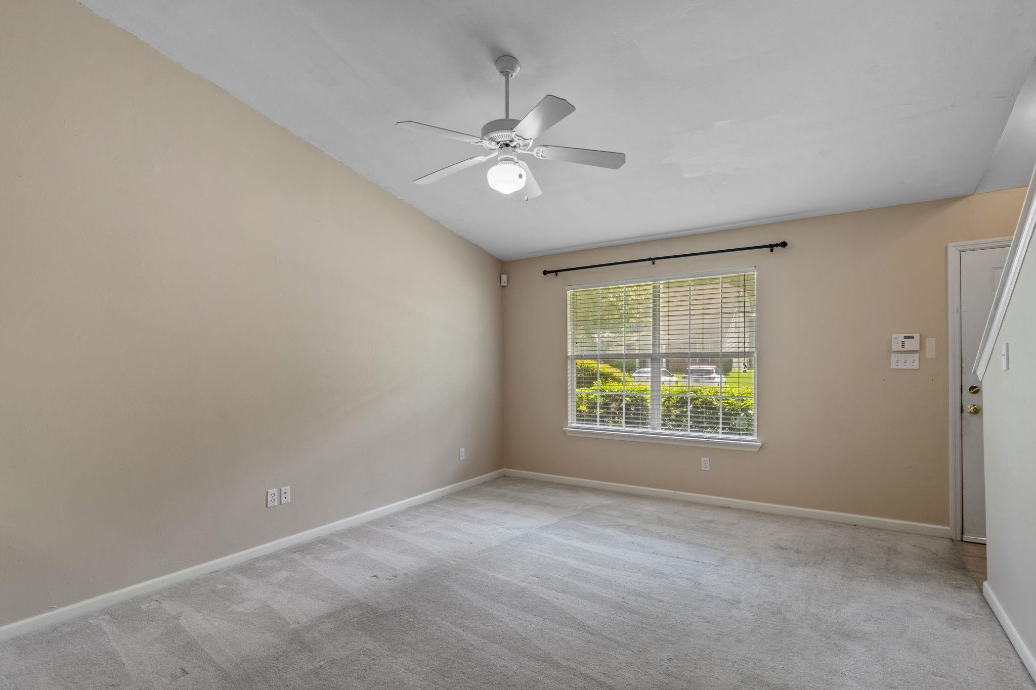 2525 Hartsfield Road Unit: 18