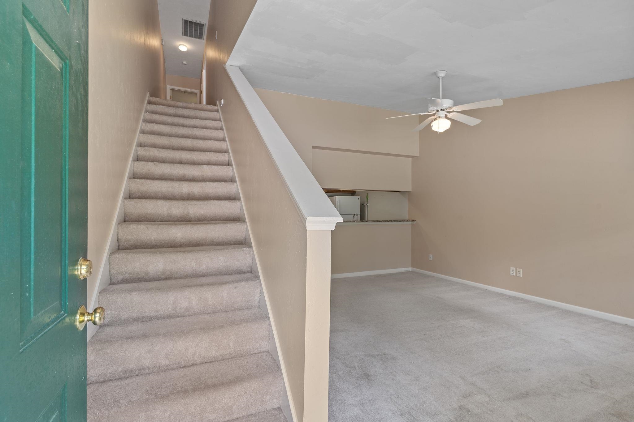 2525 Hartsfield Road Unit: 18