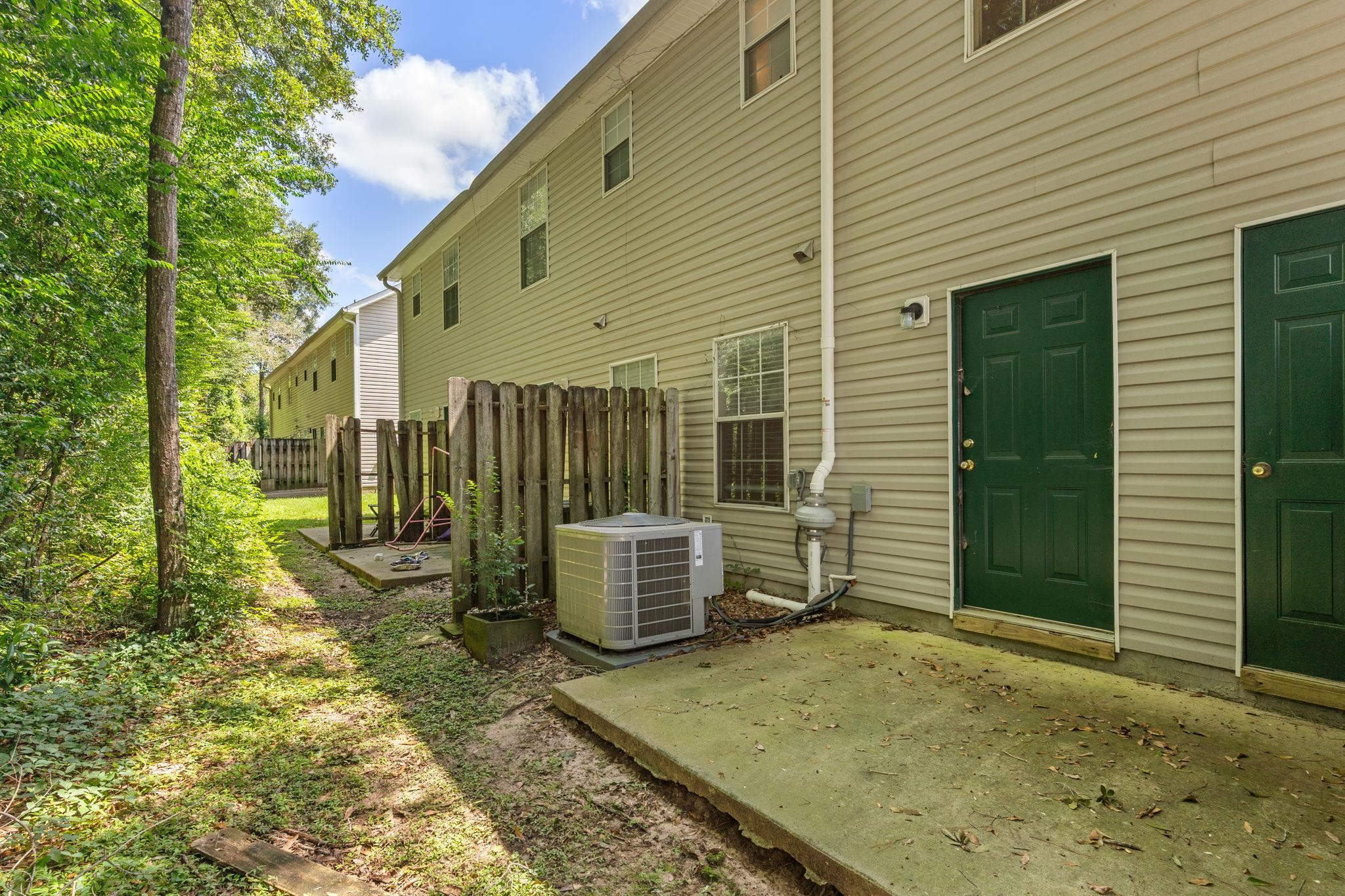 2525 Hartsfield Road Unit: 18