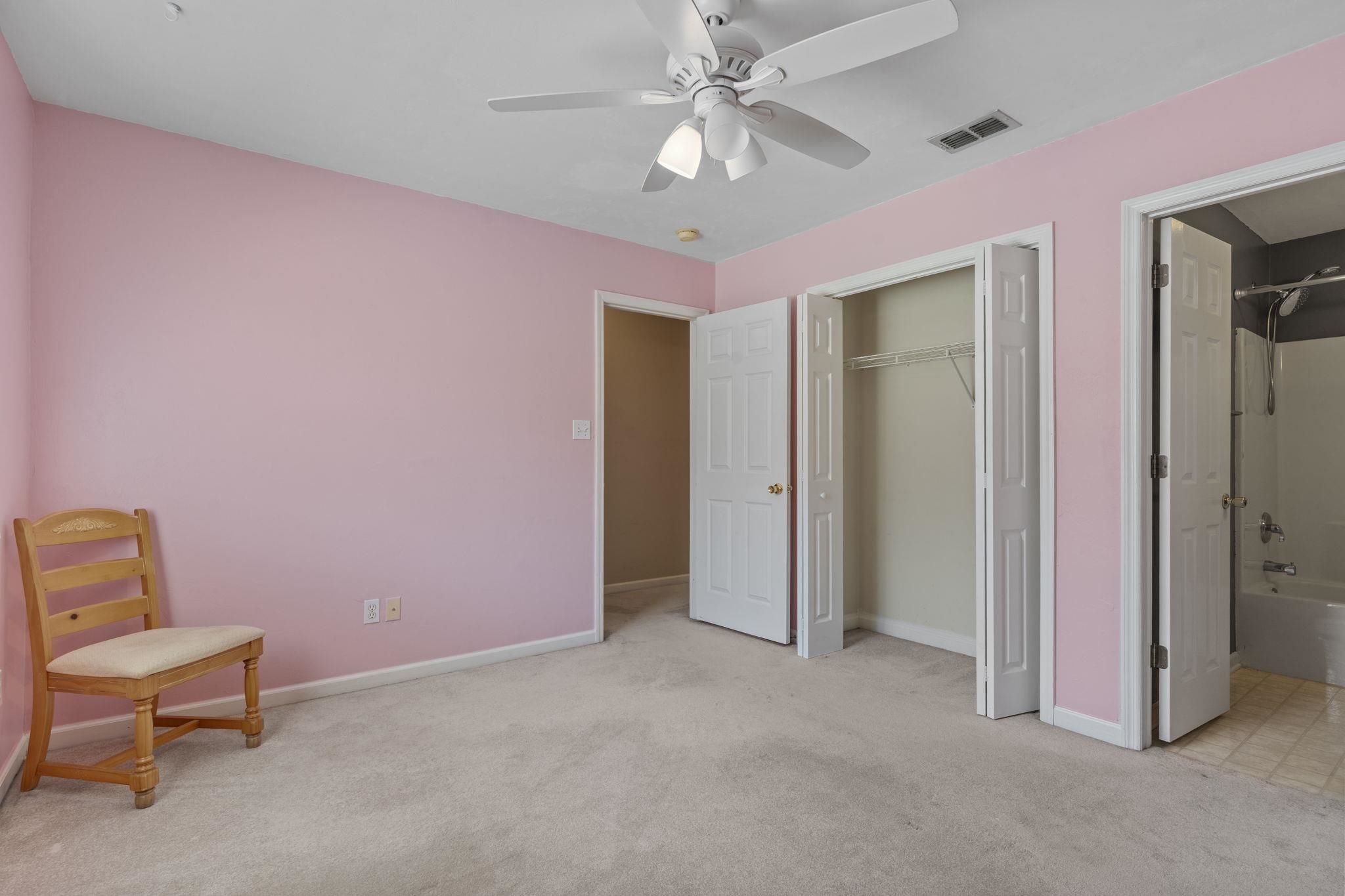 2525 Hartsfield Road Unit: 18