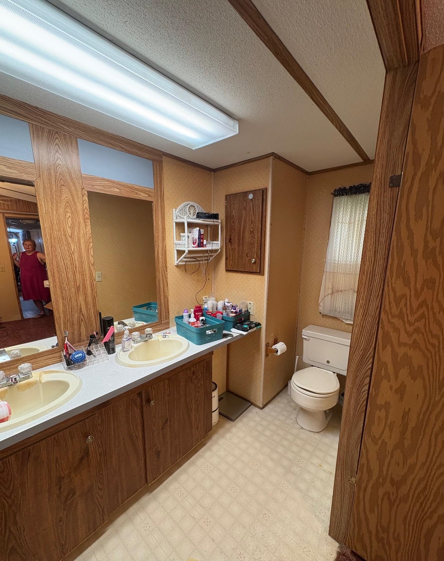 9047 Hardwood Lane