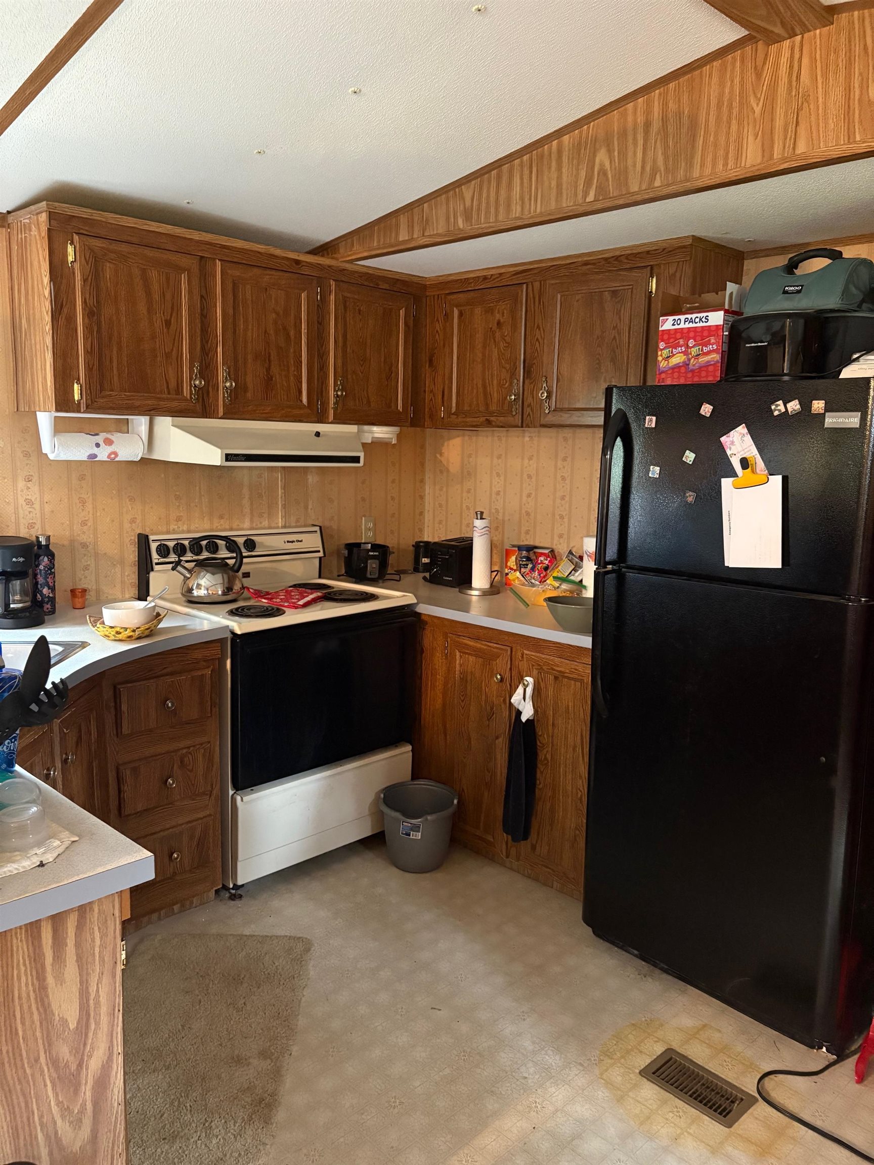 9047 Hardwood Lane