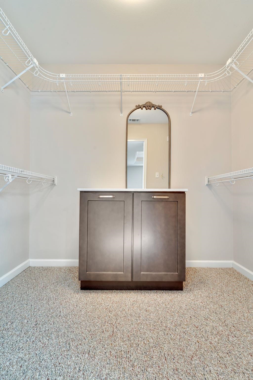 4886 Heritage Park Boulevard