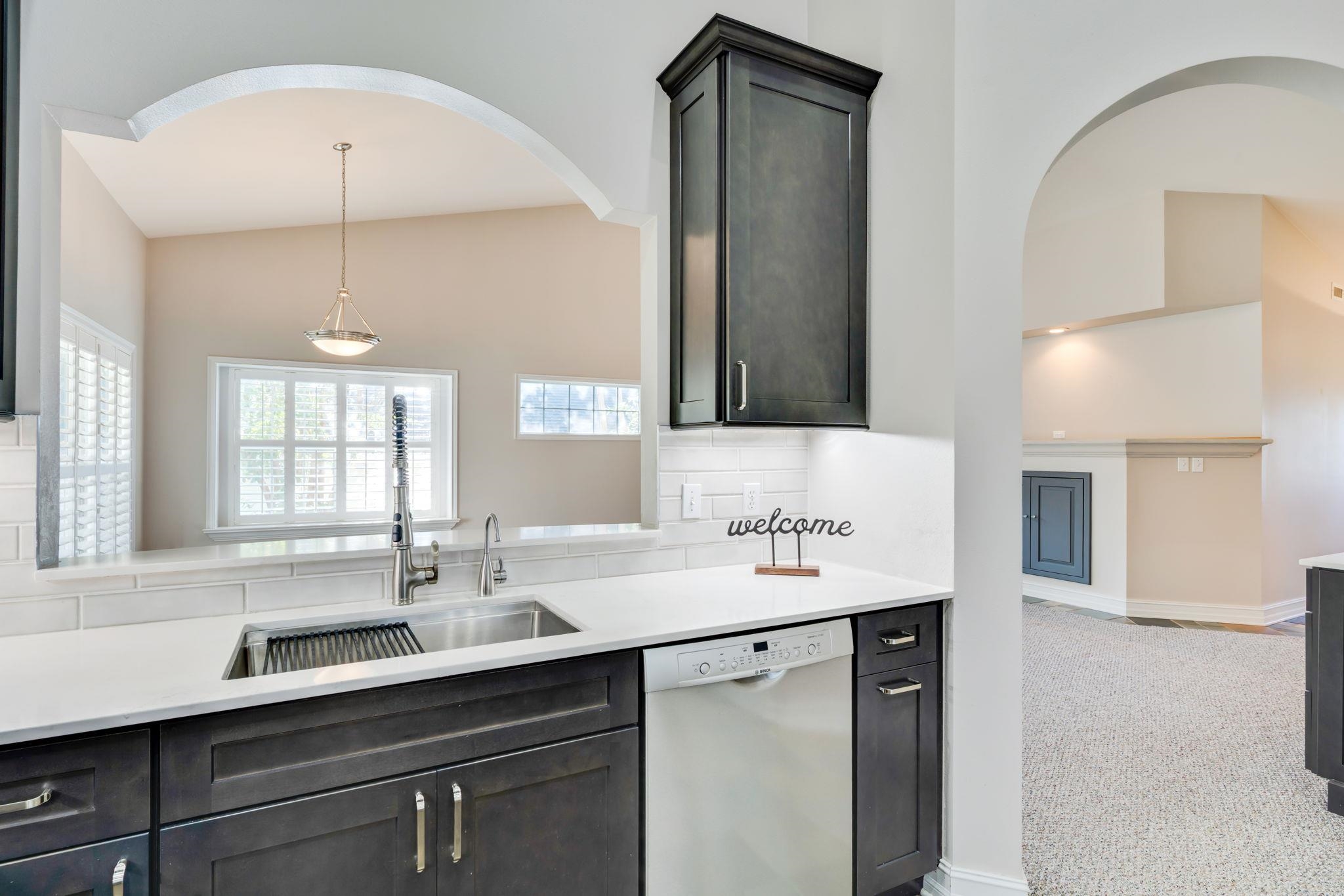 4886 Heritage Park Boulevard