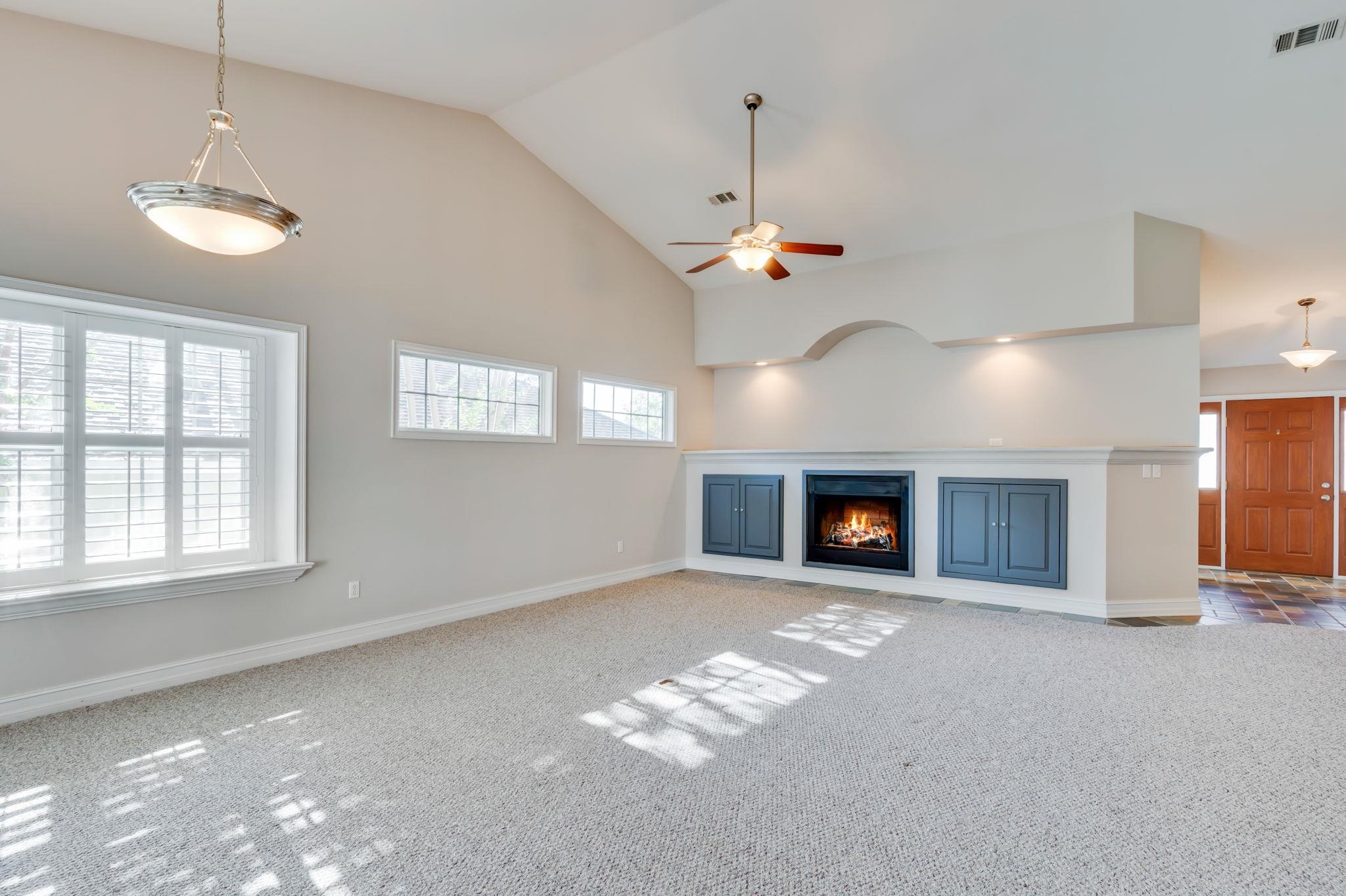 4886 Heritage Park Boulevard