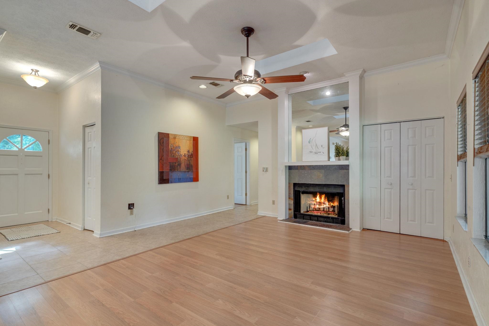 3909 Royal Oaks Drive