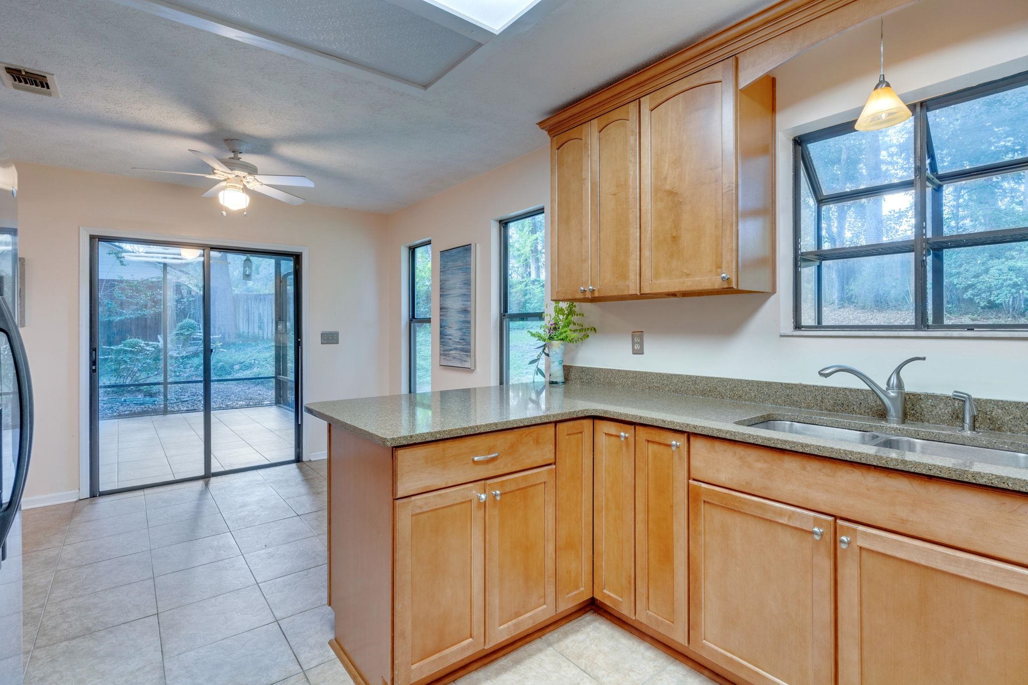 3909 Royal Oaks Drive