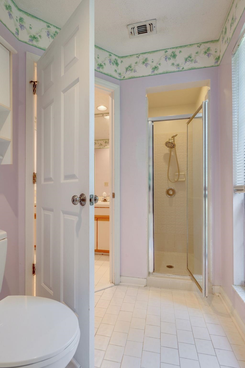 3909 Royal Oaks Drive